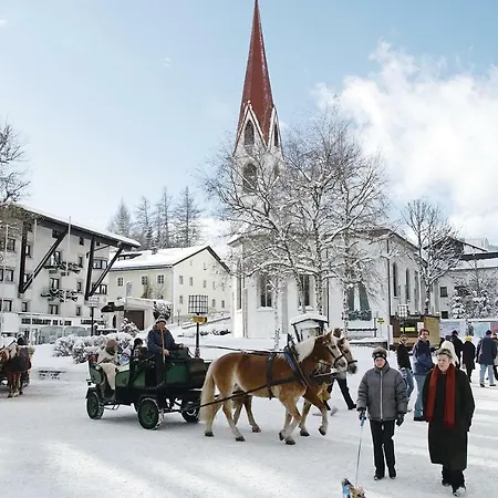 Krinzerhaeusl アパート *