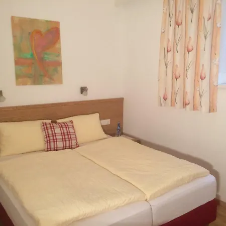 アパート Krinzerhaeusl ゼーフェルト・イン・チロル